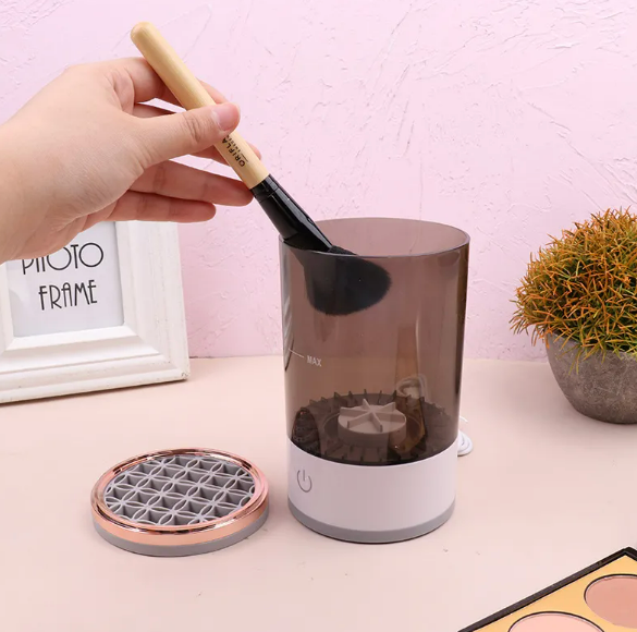 Automatic Makeup Brush Cleaner